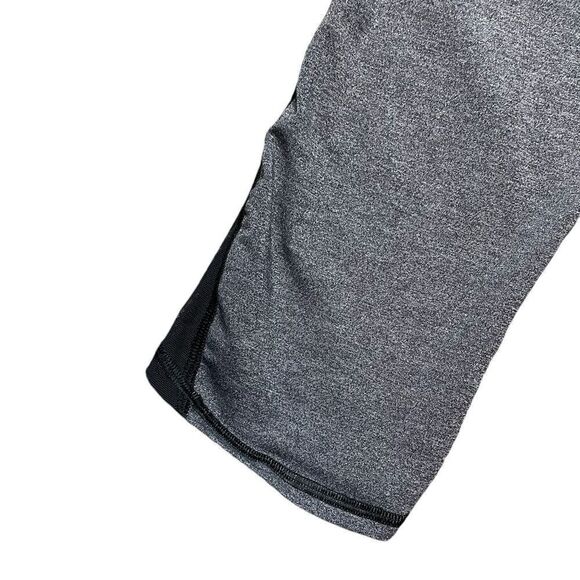 LULULEMON Train Times Crop 17" Heathered Black Size 8 - Picture 11 of 14